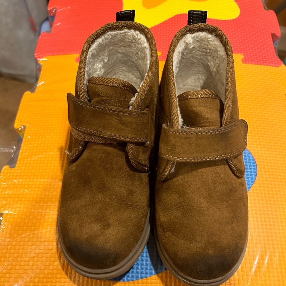 Cat and Jack boots